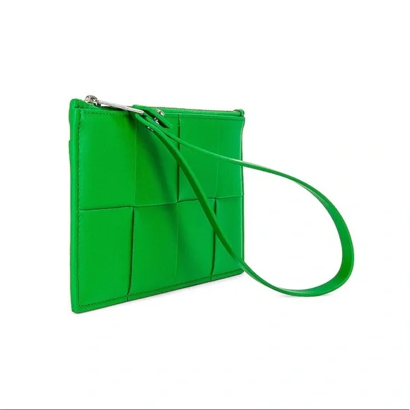 New Bottega Veneta Pouch with dust bag and authenticity NWT - Picture 5 of 10